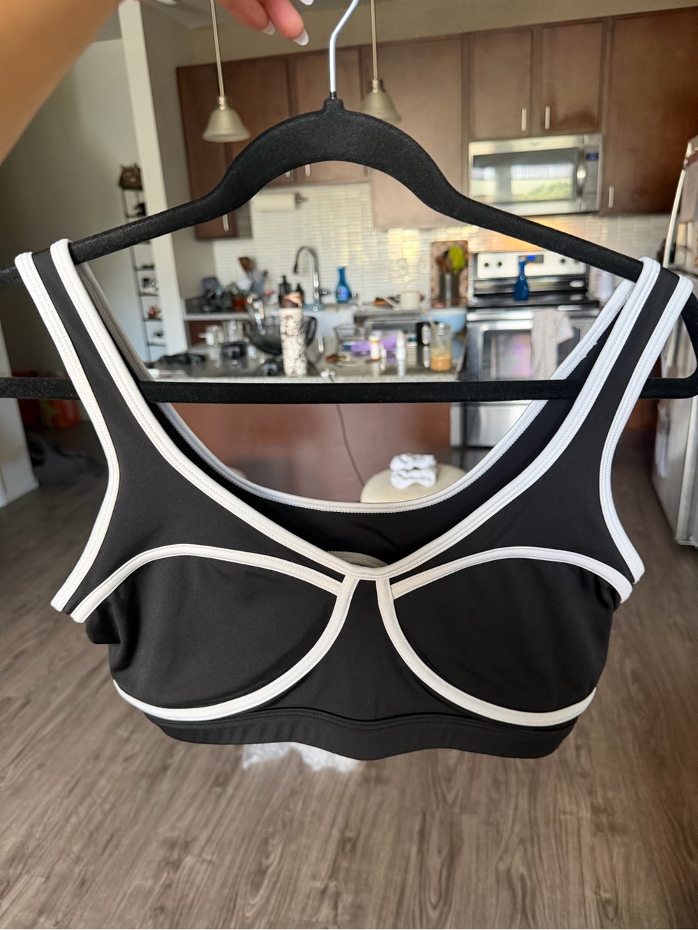 Beach Riot Olympia Crop Top (Black / White Trim) - Medium